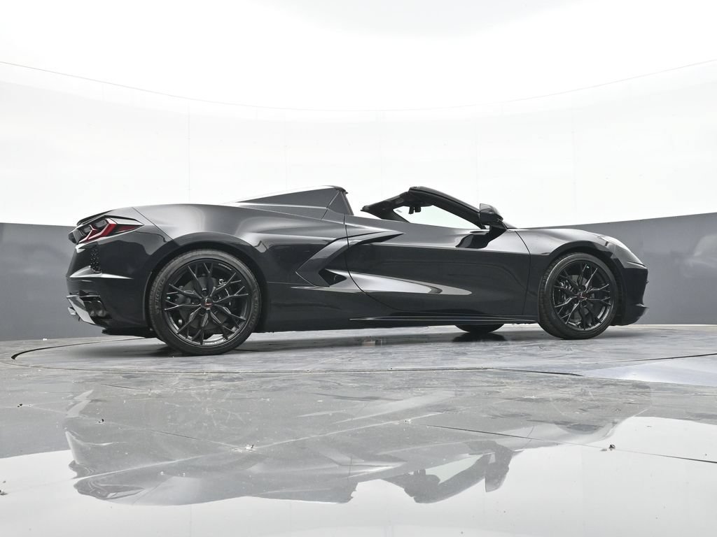 Used 2023 Chevrolet Corvette Stingray Premium Conv w/ Battery Protection Package RWD image 33