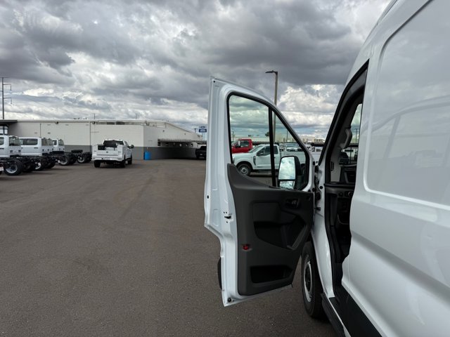 New 2027 Ford Transit 250 148 Medium Roof w/ Load Area Protection Package RWD image 13