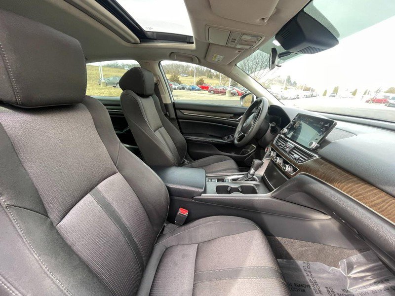 Used 2018 Honda Accord EX image 8