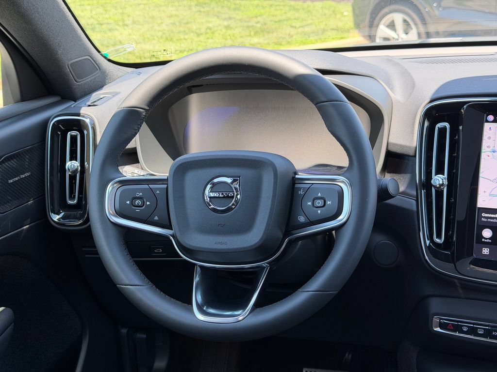 Certified 2023 Volvo C40 P8 Recharge Ultimate AWD/4WD image 23