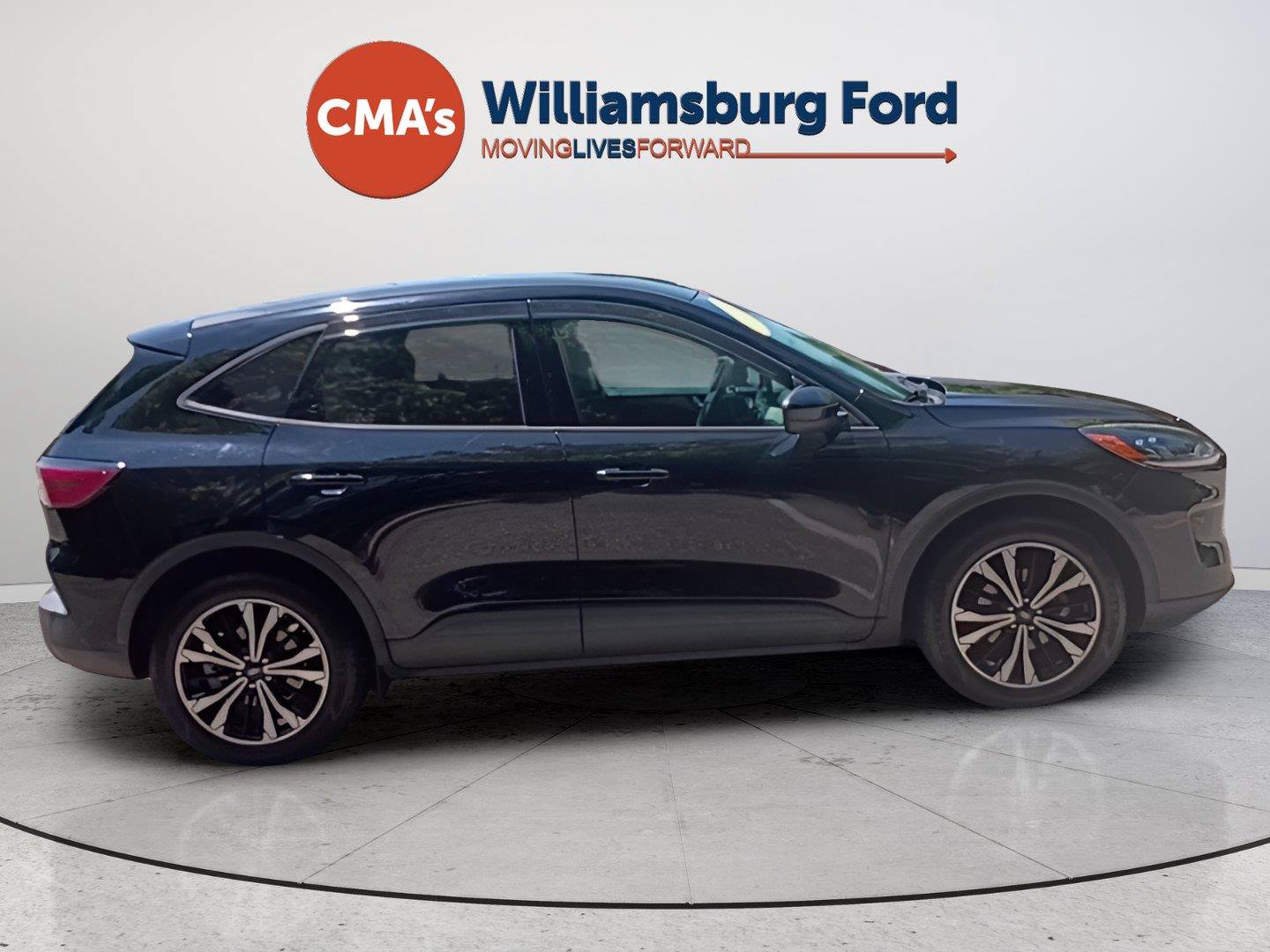 Used 2021 Ford Escape SE w/ SE Sport Appearance Package AWD/4WD image 6