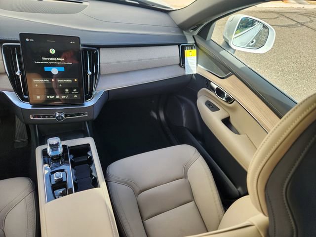 New 2026 Volvo XC90 B6 Plus w/ Protection Package image 12