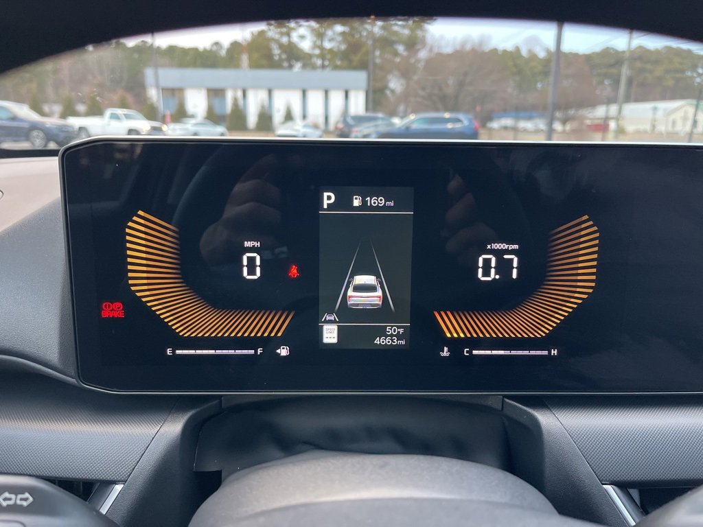 Used 2025 Kia K4 LX image 9