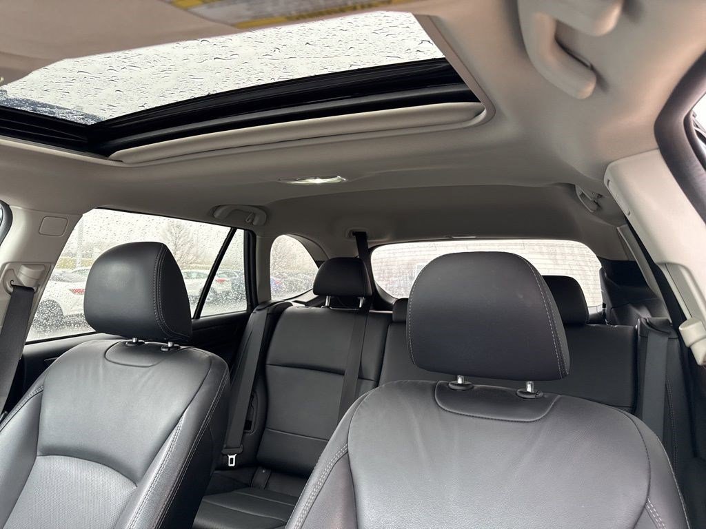 Used 2018 Subaru Outback 2.5i Limited w/ Popular Package #2 image 12