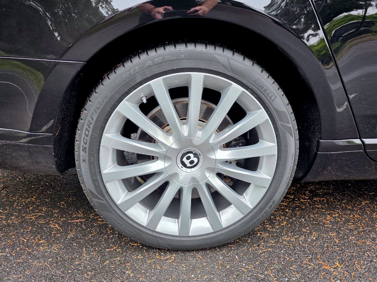 Used 2017 Bentley Mulsanne RWD image 58