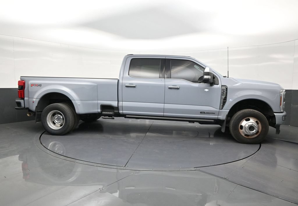 Used 2024 Ford F350 Platinum AWD/4WD image 6