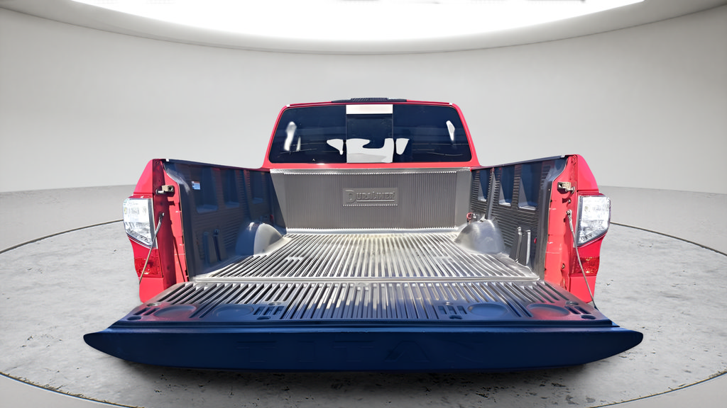 Used 2022 Nissan Titan SV AWD/4WD image 25