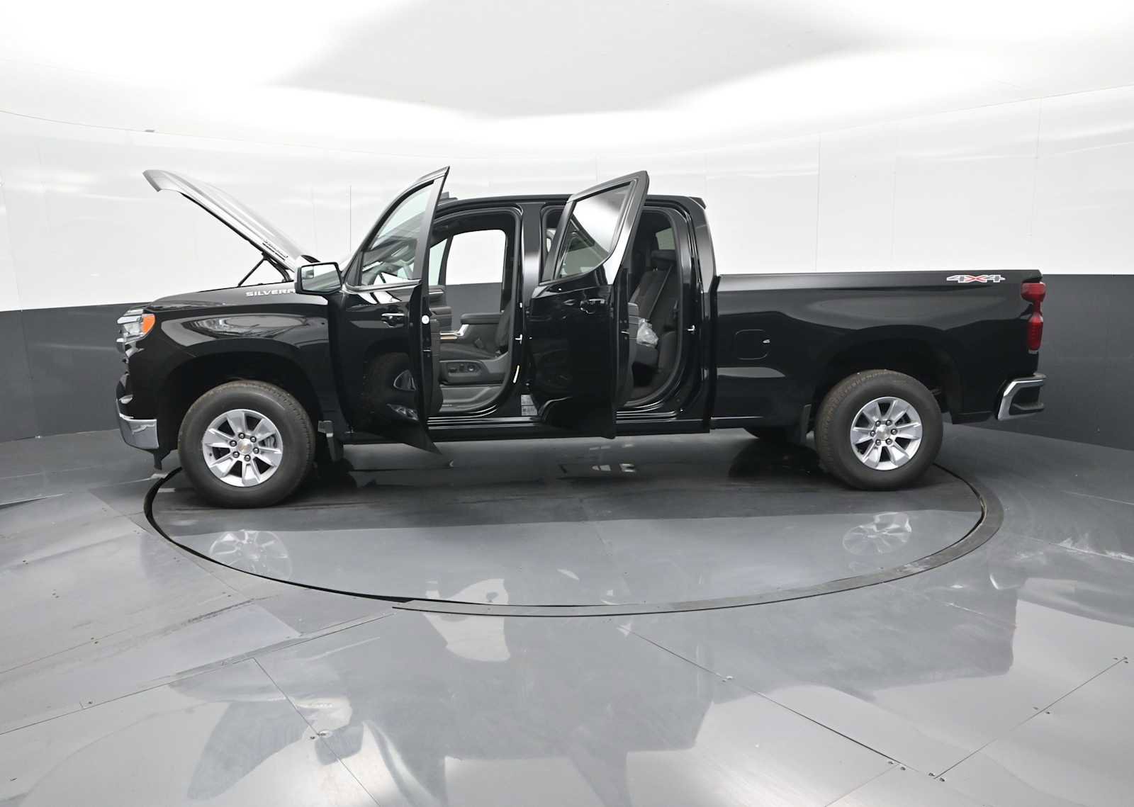 New 2026 Chevrolet Silverado 1500 LT w/ Protection Package image 29