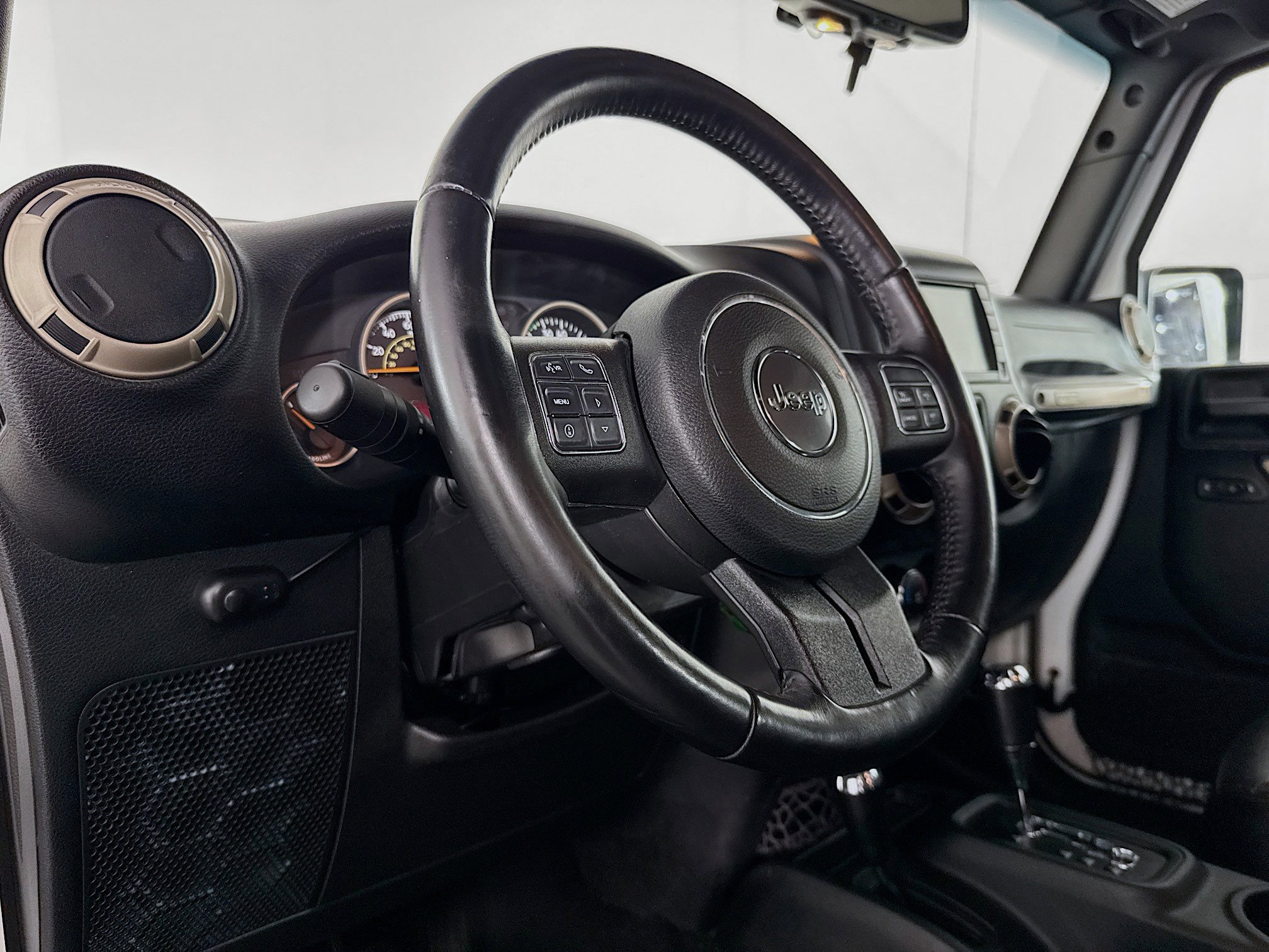 Used 2017 Jeep Wrangler 75th Anniversary image 20