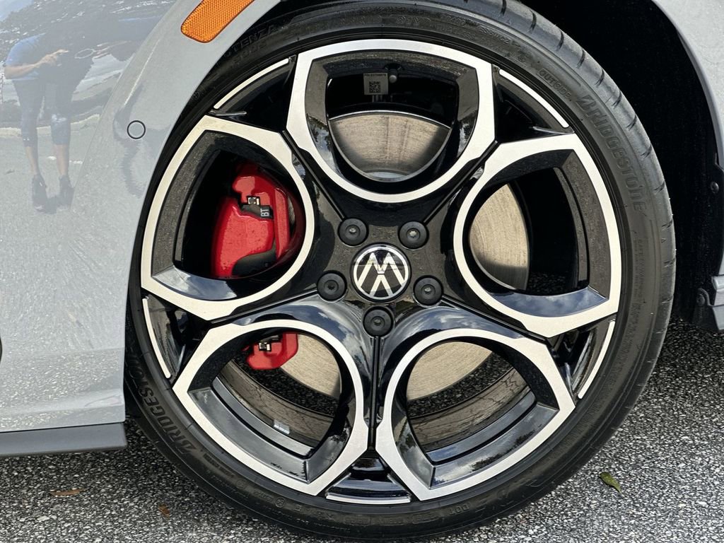 New 2026 Volkswagen GTI Autobahn image 10