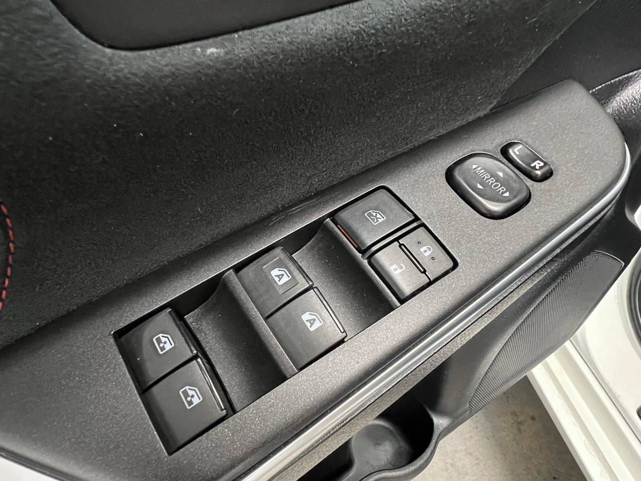 Used 2015 Toyota Camry XSE w/ Moonroof Package FWD image 23