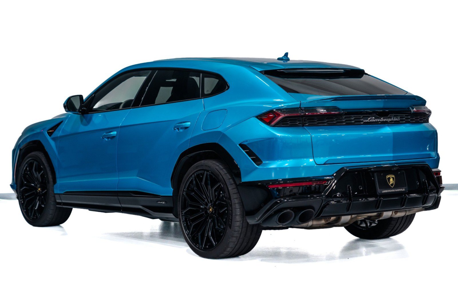 Used 2025 Lamborghini Urus SE AWD/4WD image 5