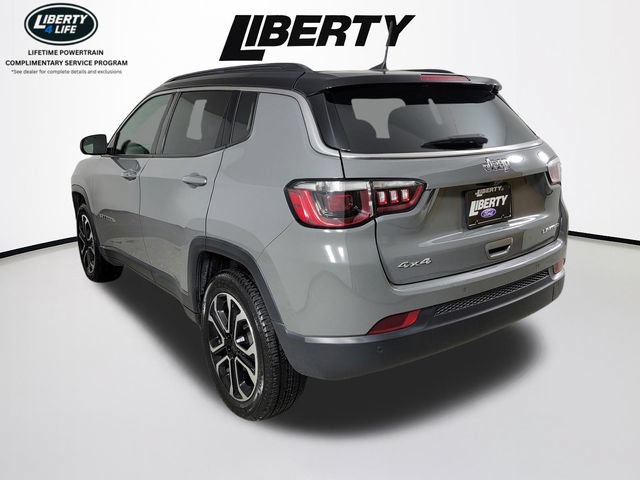 Used 2024 Jeep Compass Limited AWD/4WD image 5