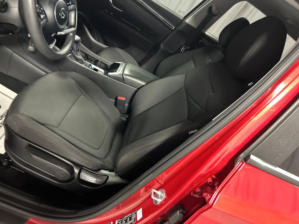 Used 2023 Hyundai Tucson SE image 10