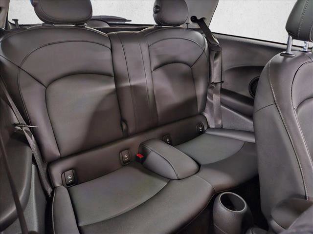 Used 2023 MINI Cooper 2-Door Hardtop image 18