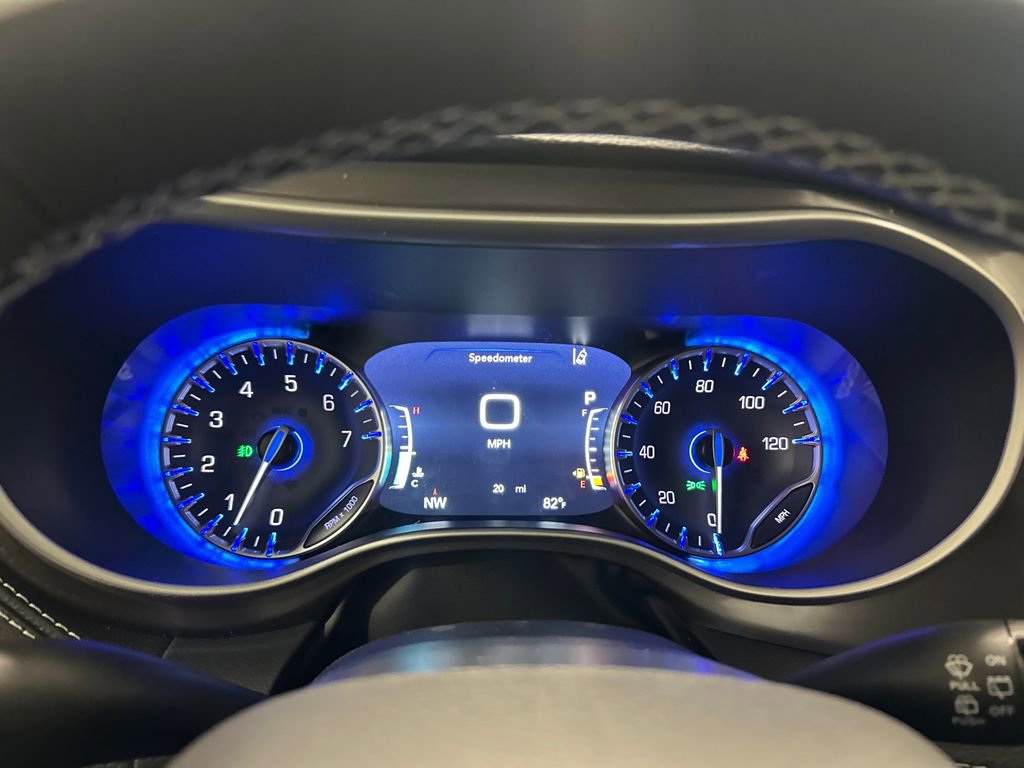 New 2026 Chrysler Pacifica Select image 20