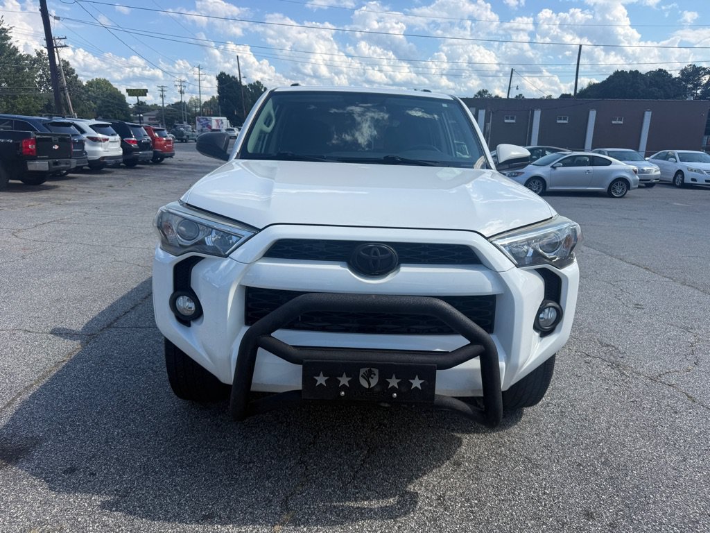 Used 2019 Toyota 4Runner SR5 RWD image 2