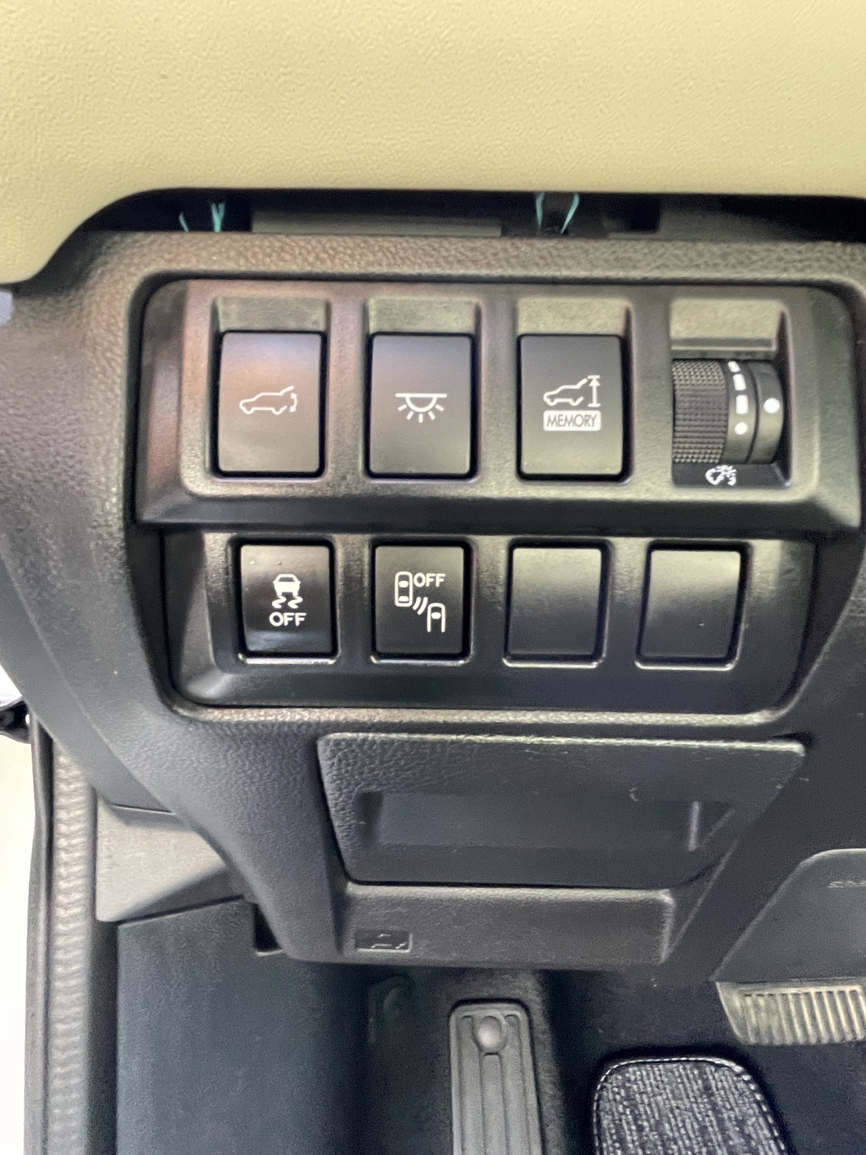 Used 2020 Subaru Ascent Limited AWD/4WD image 24