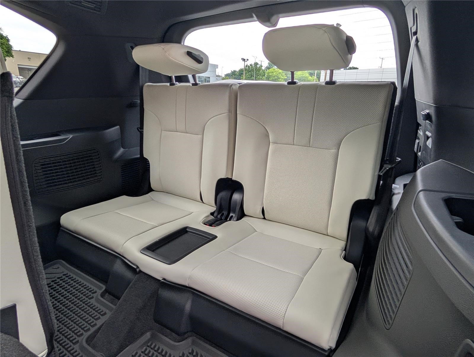 New 2026 Lexus LX 700h Luxury AWD/4WD image 12