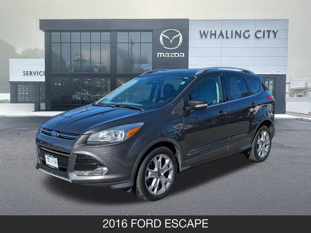 Used 2016 Ford Escape Titanium FWD image 2