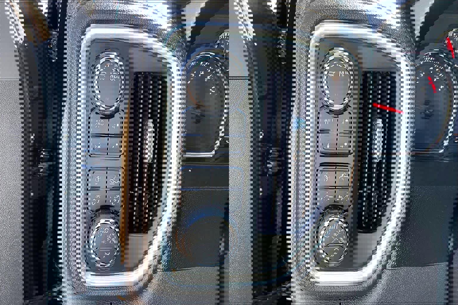 Used 2021 Chevrolet Silverado 1500 LTZ w/ LTZ Premium Texas Edition image 36