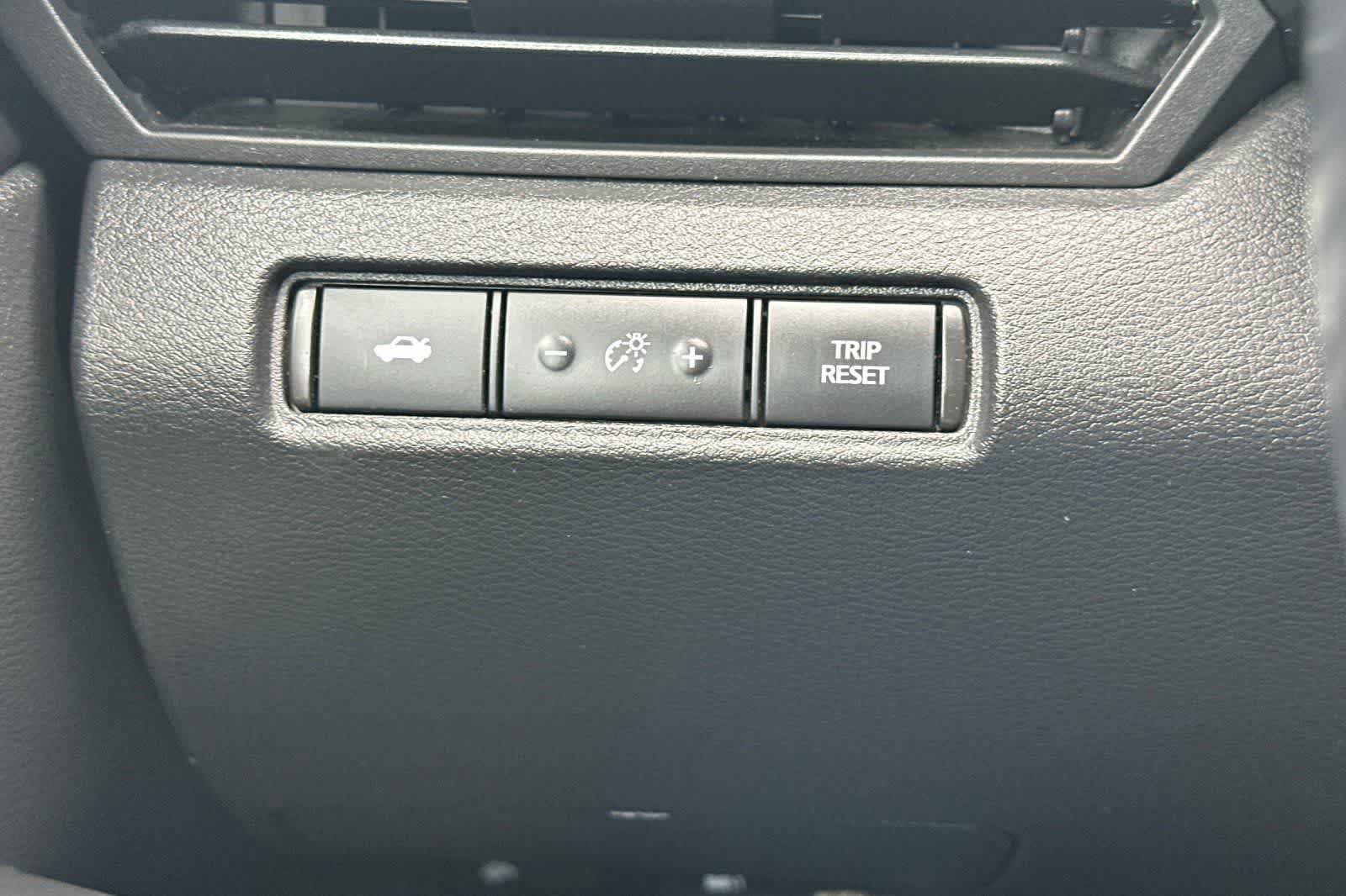 Used 2021 Nissan Altima 2.5 SR FWD image 31
