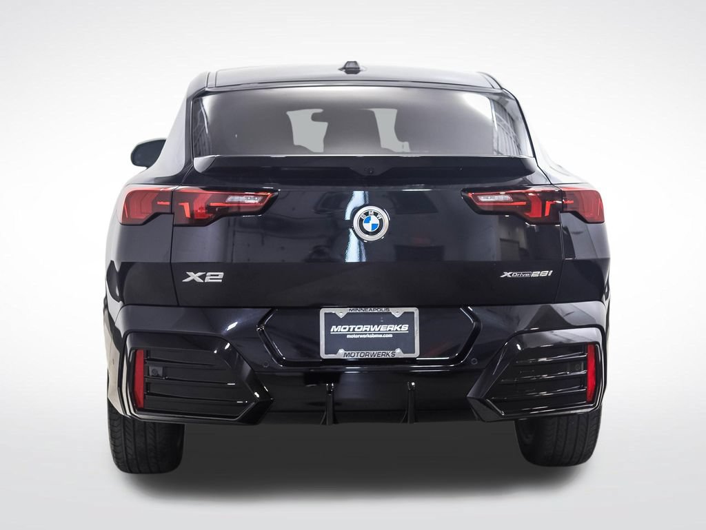Certified 2026 BMW X2 xDrive28i AWD/4WD image 4