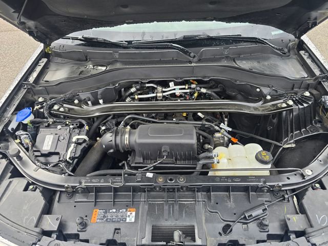 Used 2024 Ford Explorer Limited AWD/4WD image 31