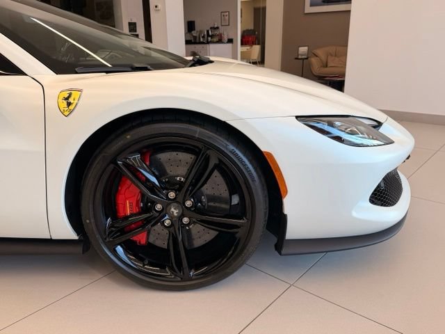 Used 2025 Ferrari 296 GTS RWD image 18