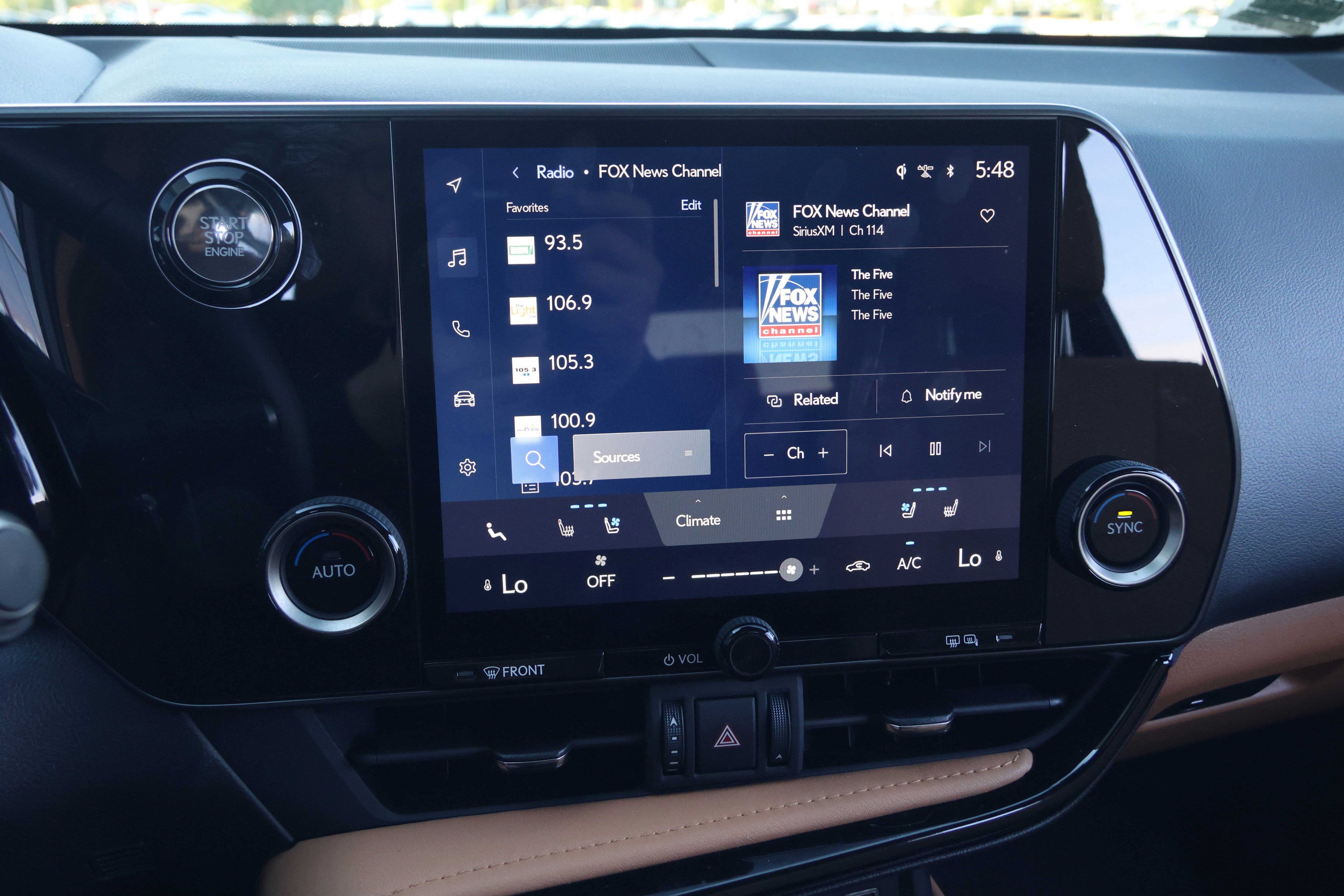 Used 2025 Lexus NX 250 FWD w/ Towing Package (2000 Lbs) image 24