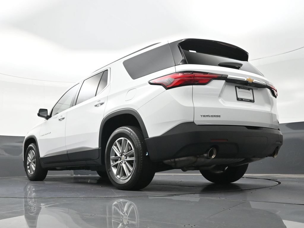 Used 2023 Chevrolet Traverse LT FWD image 20