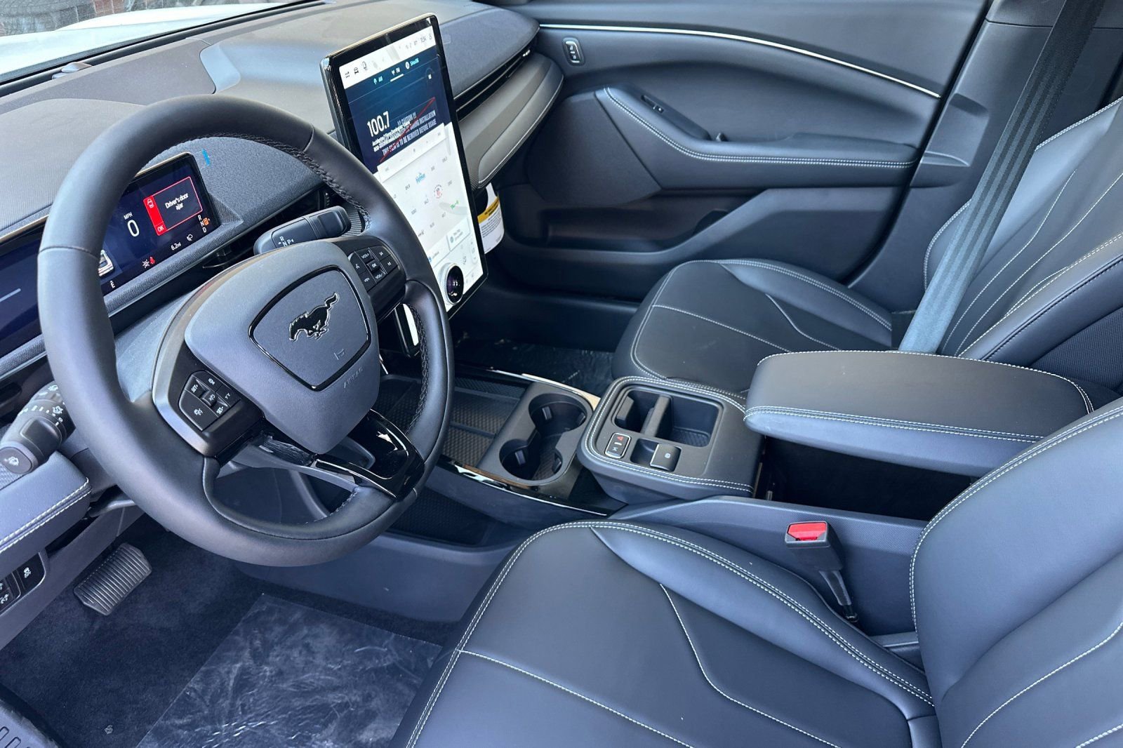 New 2026 Ford Mustang Mach-E Select w/ Interior Protection Package RWD image 9