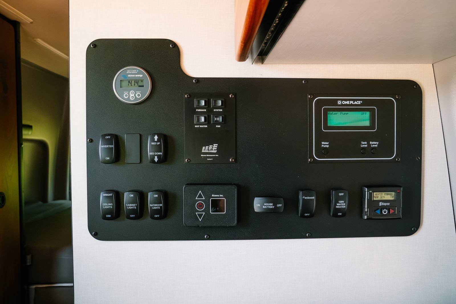 Used 2018 Mercedes-Benz Sprinter 2500 image 19