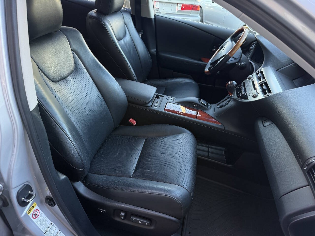 Used 2011 Lexus RX 350 AWD w/ Premium Pkg image 29