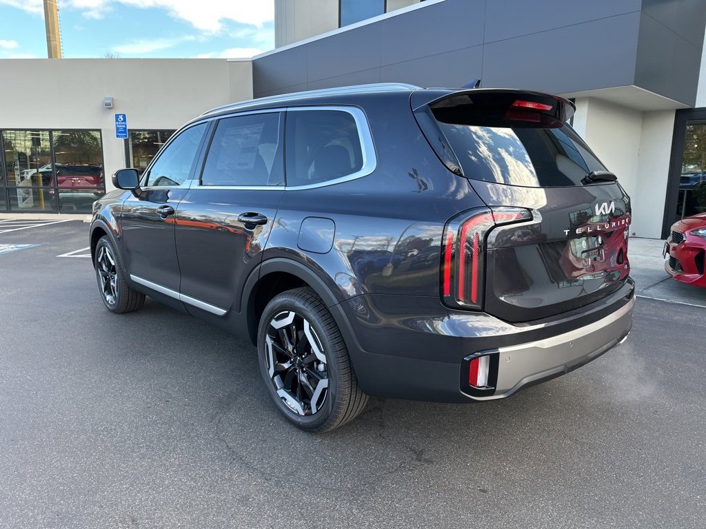 New 2025 Kia Telluride EX image 8