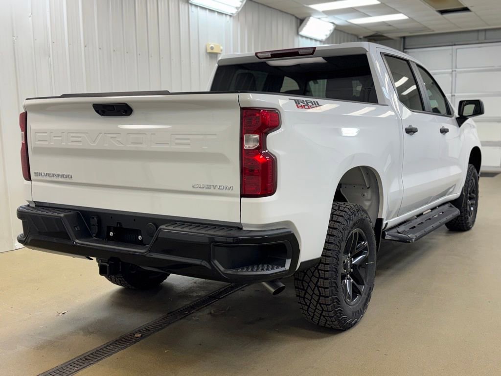New 2026 Chevrolet Silverado 1500 Custom Trail Boss AWD/4WD image 6