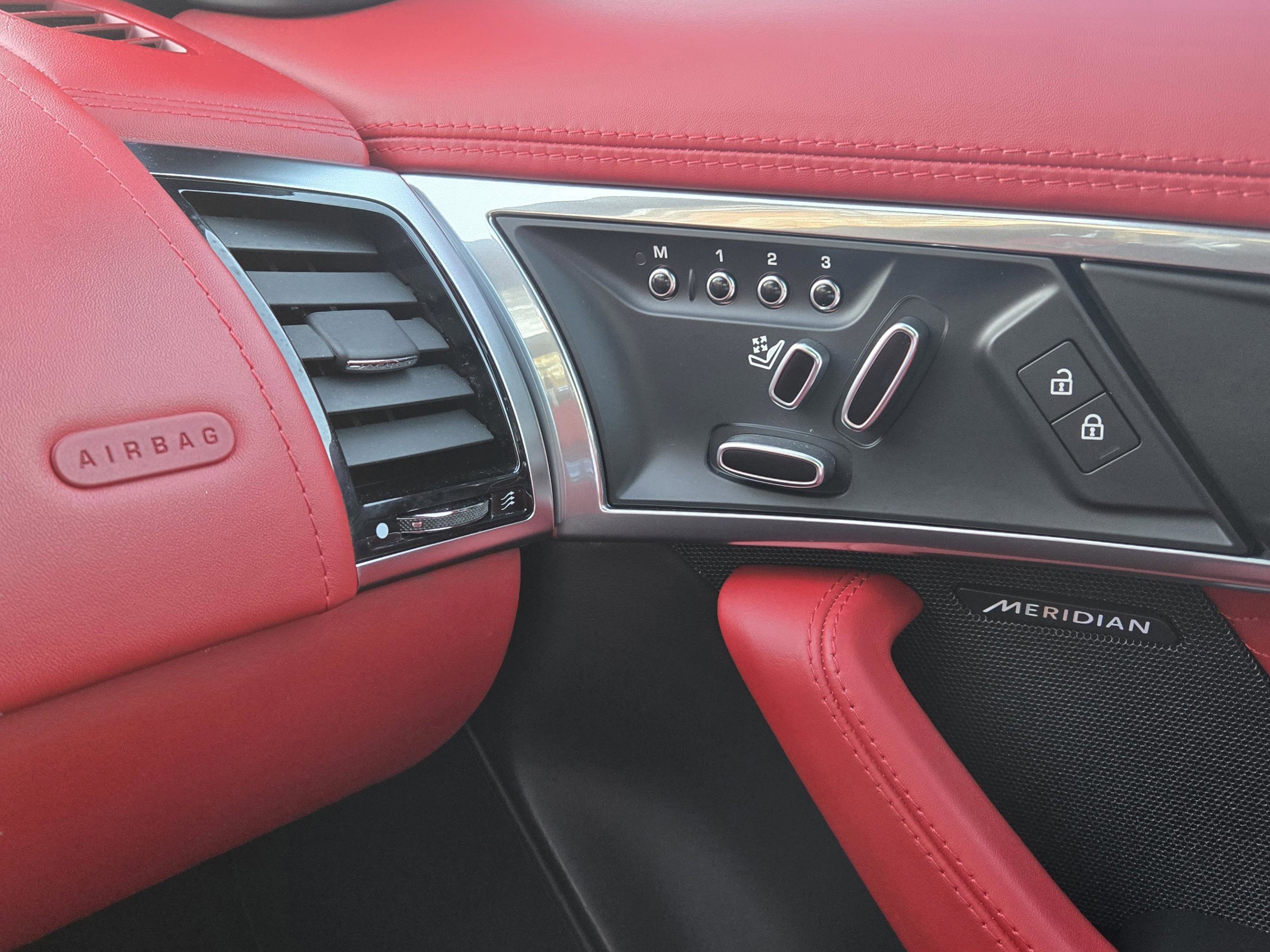 Used 2021 Jaguar F-TYPE First Edition image 39