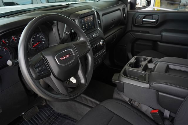 Used 2020 GMC Sierra 2500 2WD Crew Cab w/ Convenience Package image 2