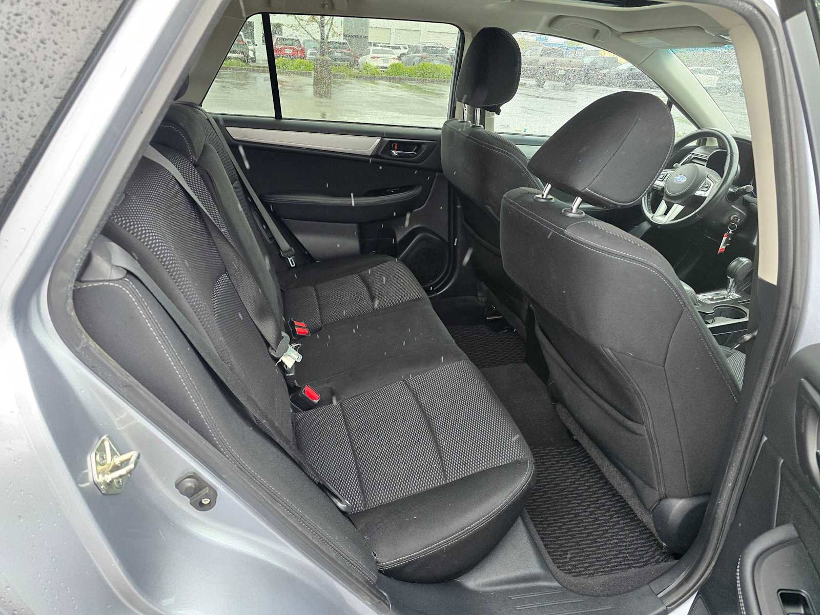 Used 2015 Subaru Outback 2.5i Premium image 12
