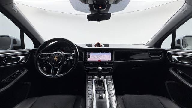 Used 2019 Porsche Macan AWD/4WD image 26