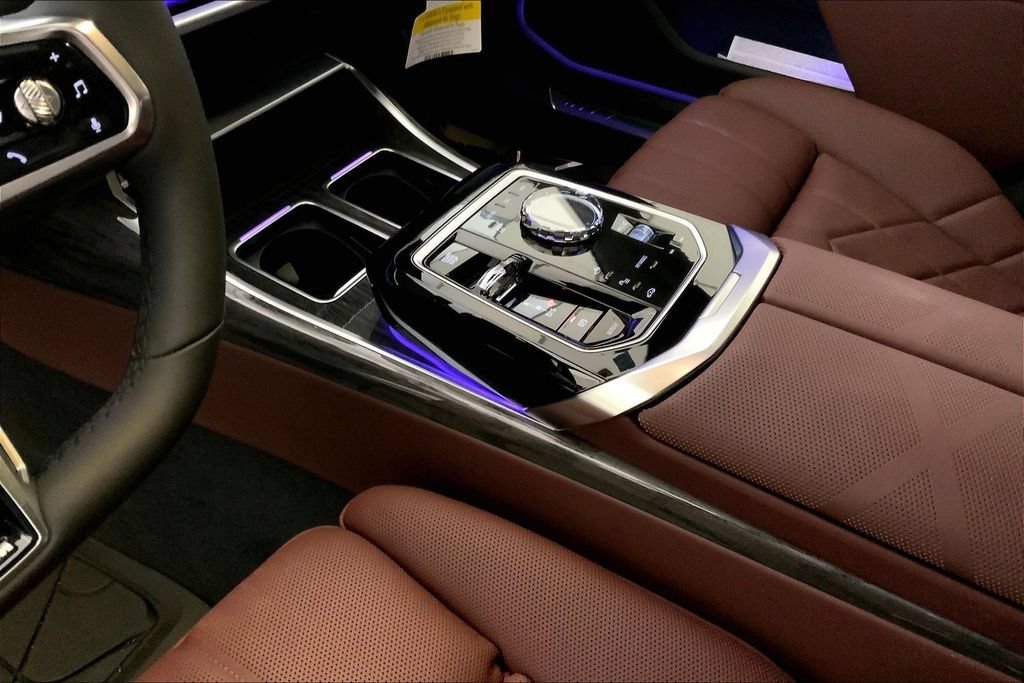 New 2026 BMW 740i xDrive AWD/4WD image 6