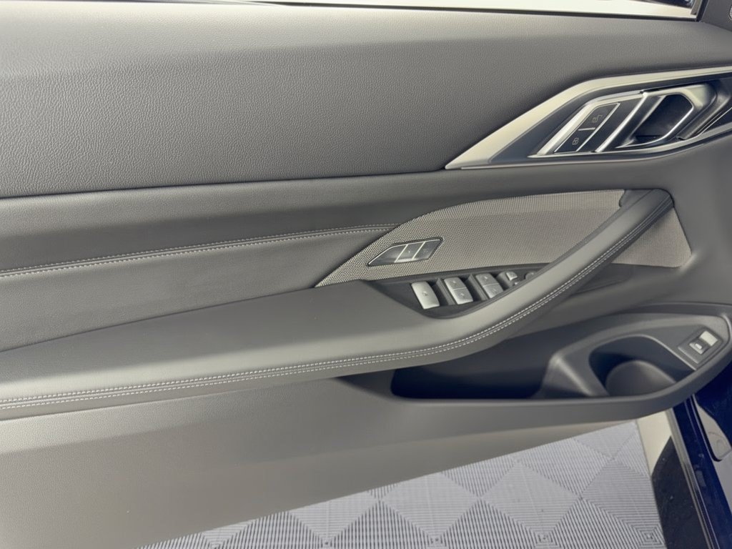New 2027 BMW M4 xDrive Competition AWD/4WD image 14