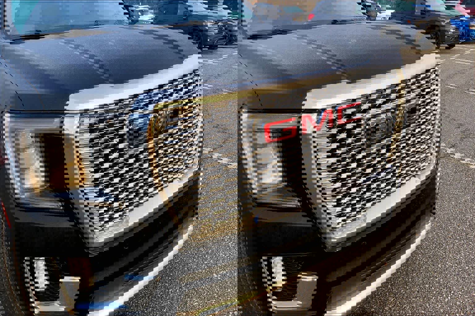 Used 2021 GMC Yukon Denali w/ Denali Ultimate Package image 29