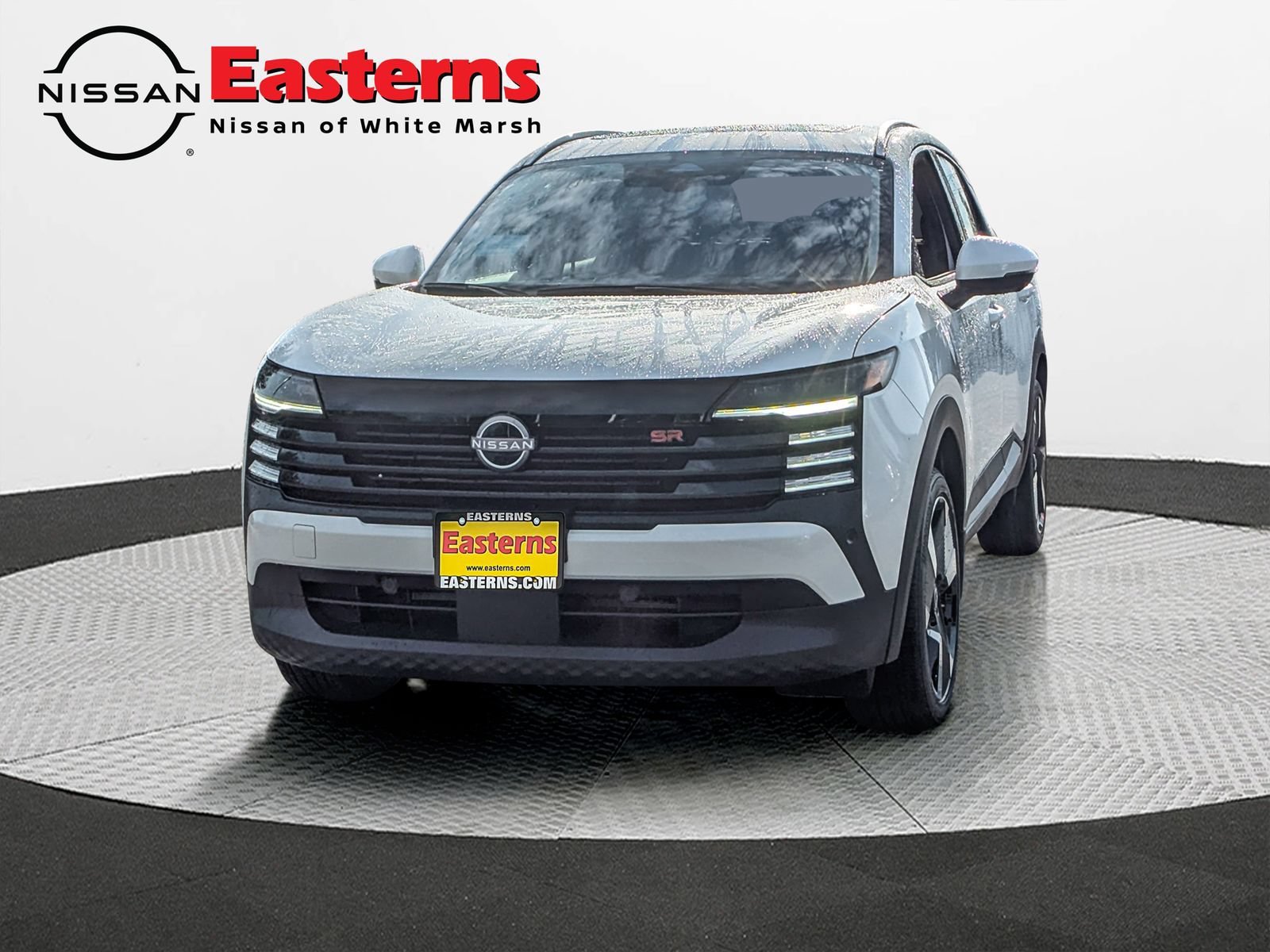 New 2025 Nissan Kicks SR w/ SR Premium Package
