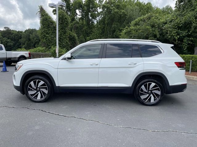 Used 2024 Volkswagen Atlas SEL AWD/4WD image 34