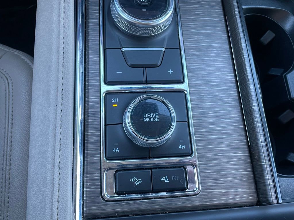 Used 2024 Ford Expedition Max Limited image 15