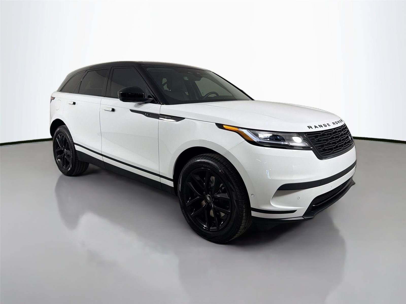 New 2026 Land Rover Range Rover Velar S AWD/4WD image 3