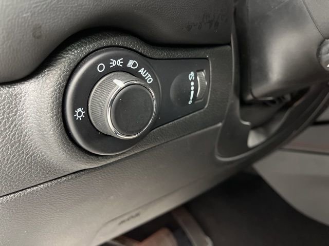 Used 2024 Dodge Durango GT image 34