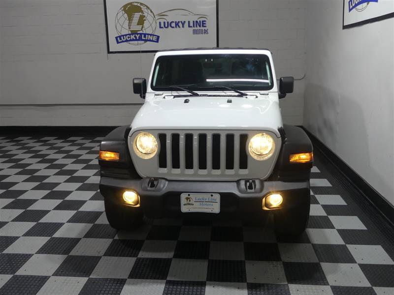 Used 2022 Jeep Wrangler Unlimited Sport AWD/4WD image 3
