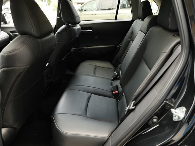 Used 2026 Toyota Corolla Cross XLE FWD image 25